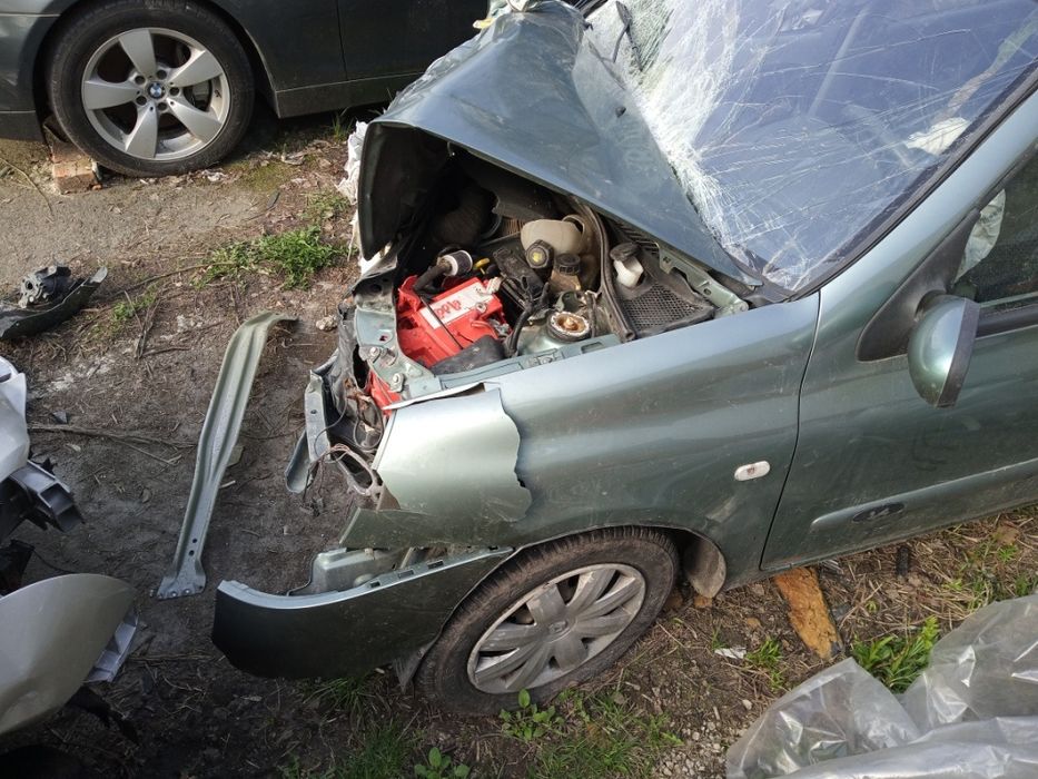 Renault symbol 2008 , після ДТП