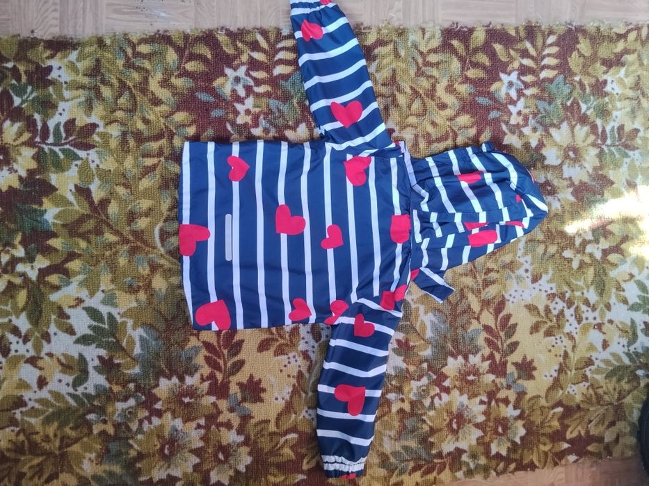 жилетка на девочку