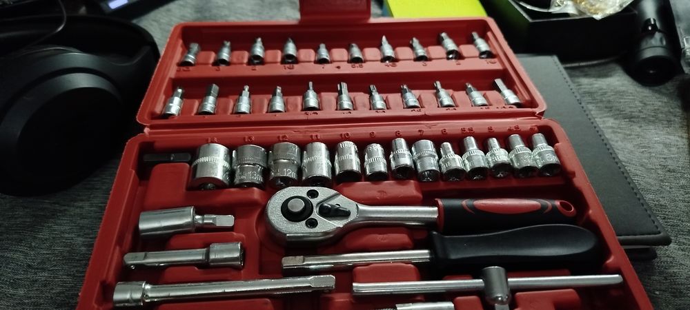 Nowy zestaw kluczy nasadkowych 46 PCS