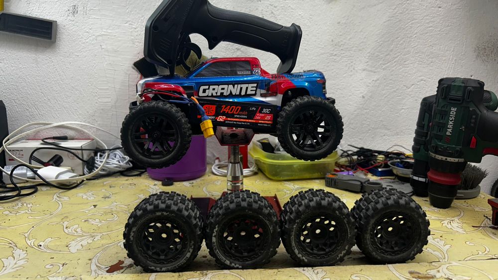 Arrma Granite Grom Brushless