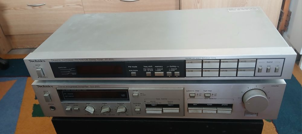 Emplificador e sintonizador Technics