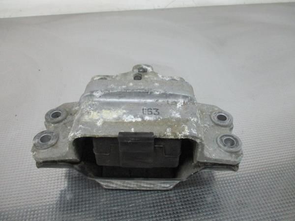 Apoio do motor VOLKSWAGEN Passat (3C2)
