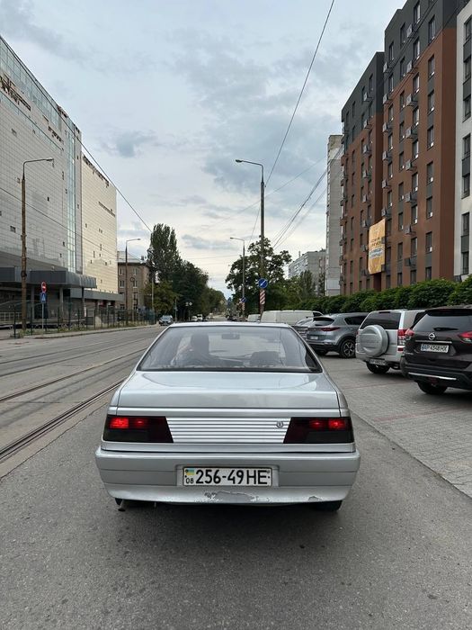 Продам автомобиль Пежо 405