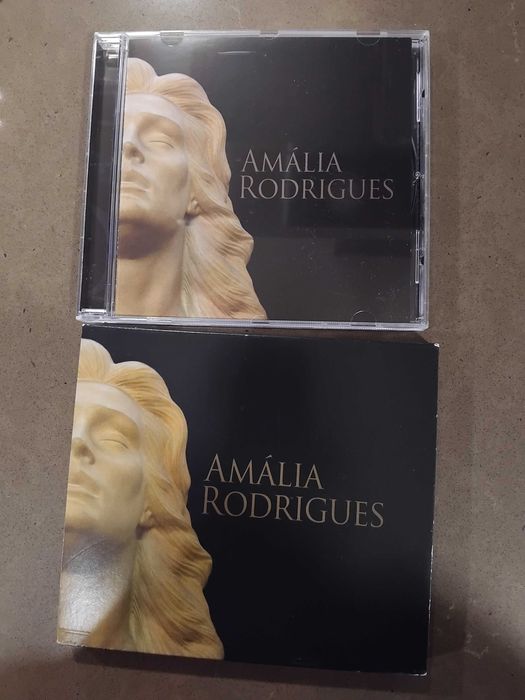 2 cds da Amália  Novos