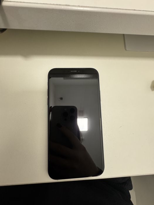 IPhone Xr на 64 чорний