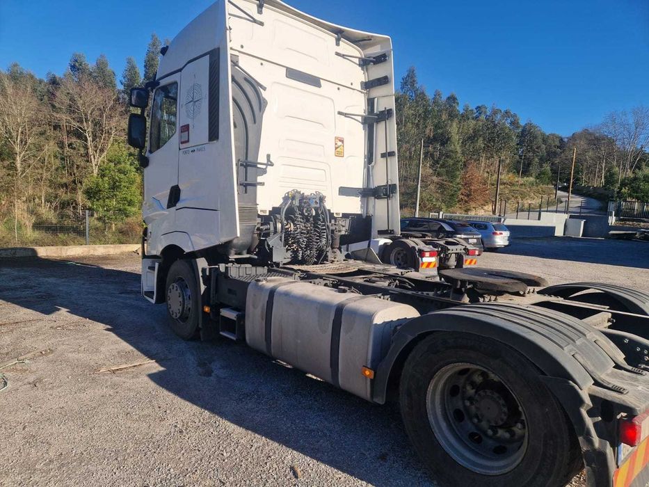 Renault gama t 520 High cab