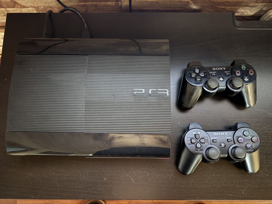 Conjunto Consolas PS3 500Gb + Ps2 Slim