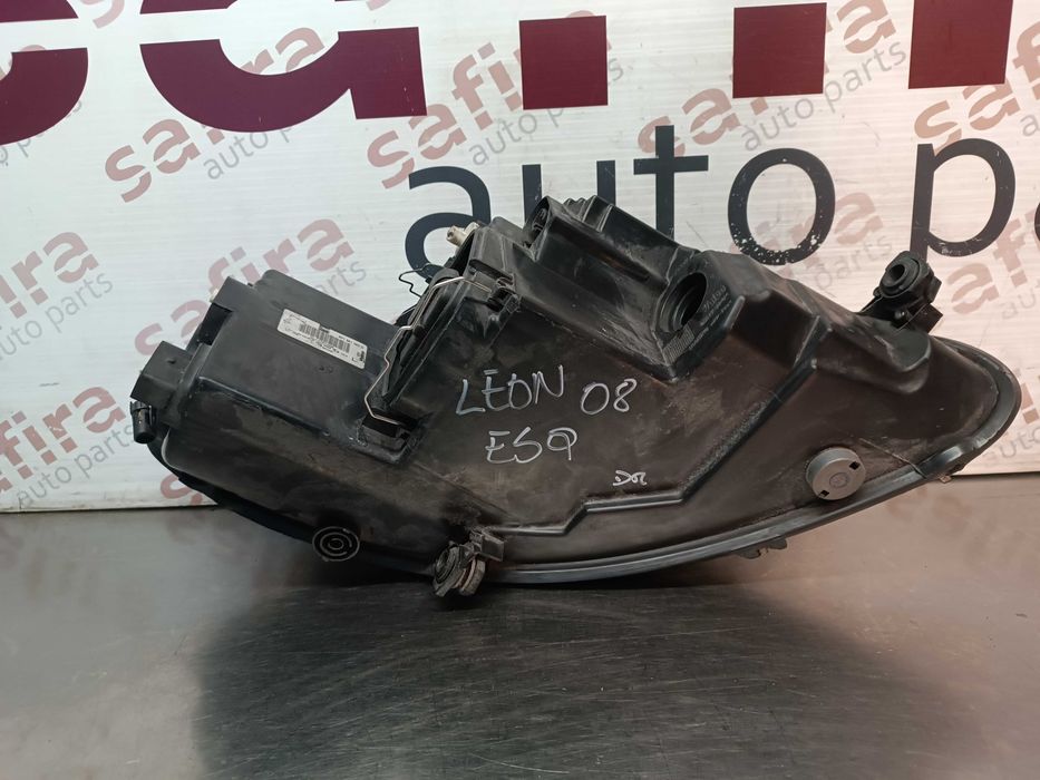 Ótica / Farol Seat Leon 1P / Altea - Esquerdo / Direito 5P1941005D 5P1941006D