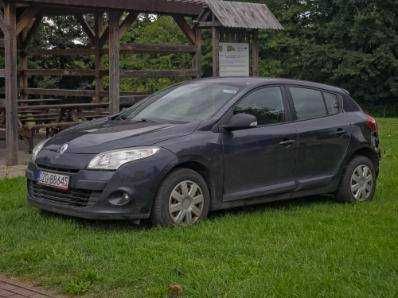 Renault Megane |||  Hatchback 2011 - 1.6 Benzyna - 160 tys. km - Odpala - Poduszki OK - Klima sprawna