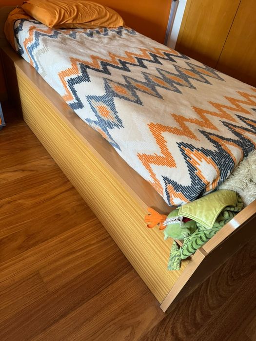 Cama de solteiro
