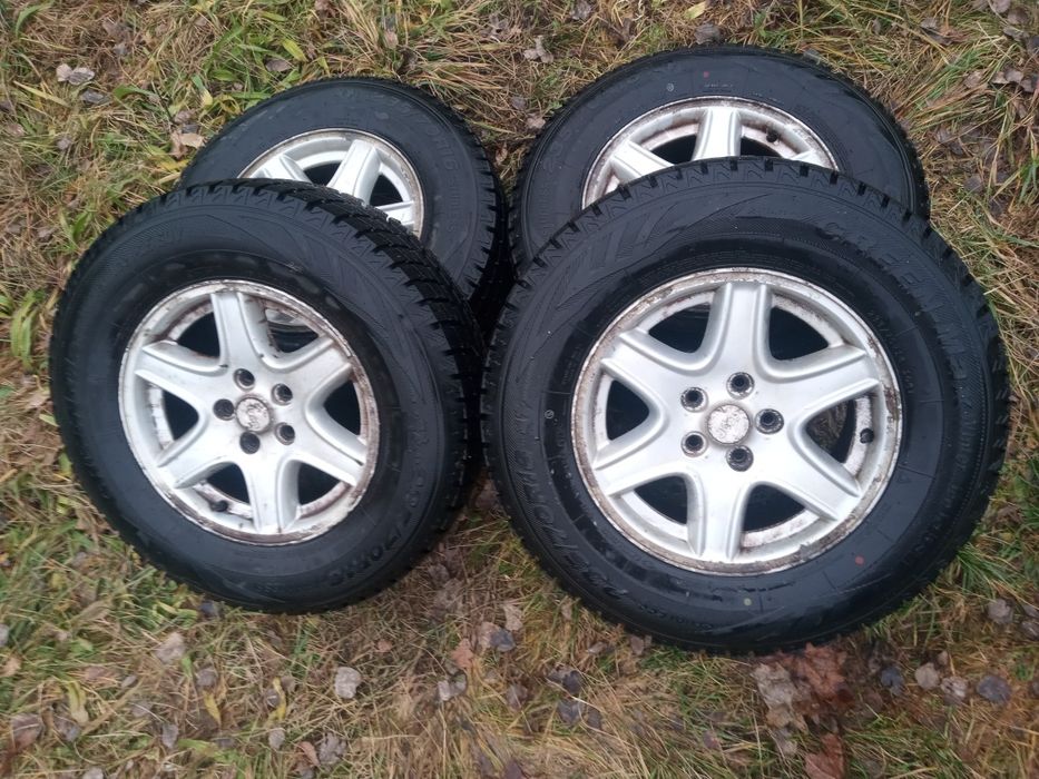 Koła Jeep 5x114,3 R16 235/70 opony m+s alufelgi Cherokee KJ Liberty