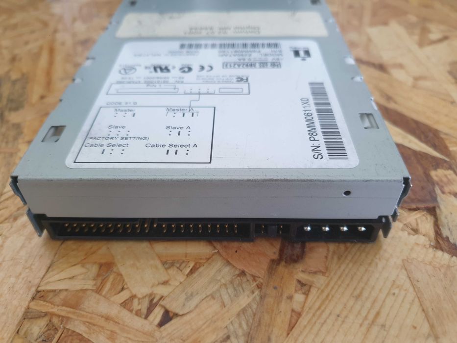 Iomega ZIP 250MB Interno