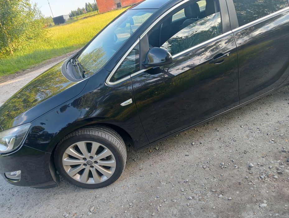 opel astra j  gaz super stan