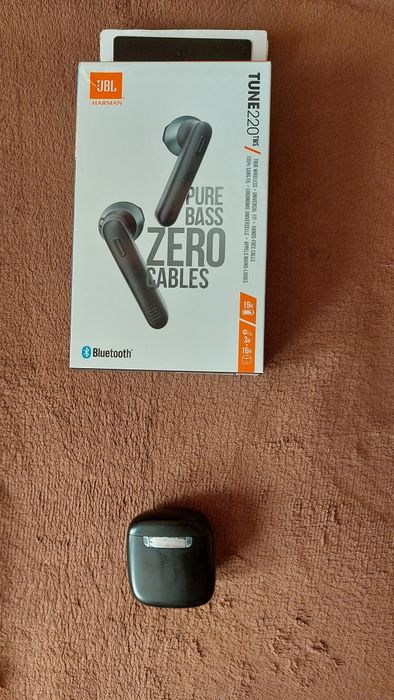 Słuchawki bezprzewodowe JBL 220