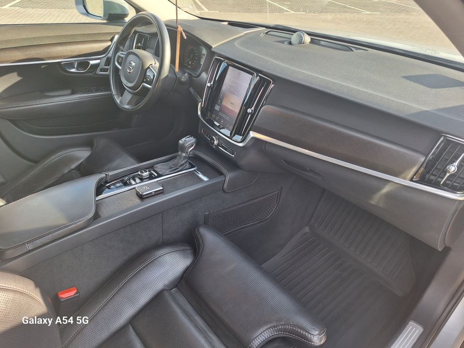 Volvo V90 Cross Country D5 zamiana