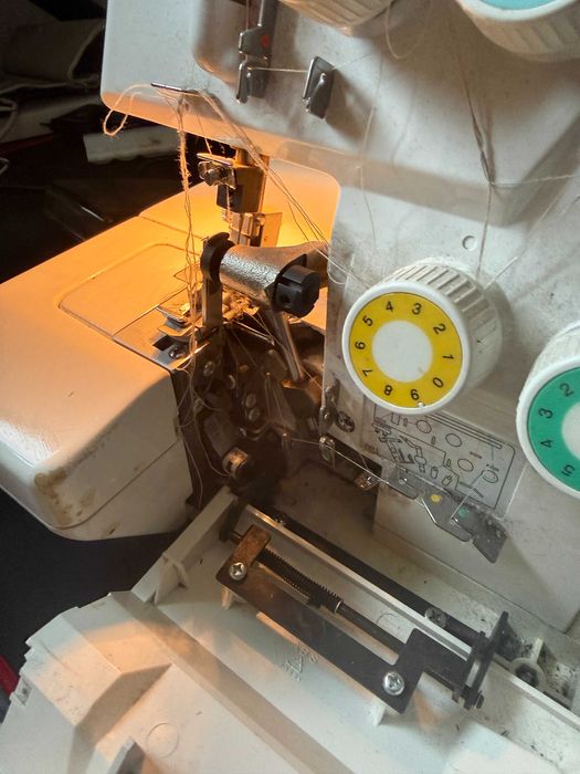 Оверлок Boutique-S 07D