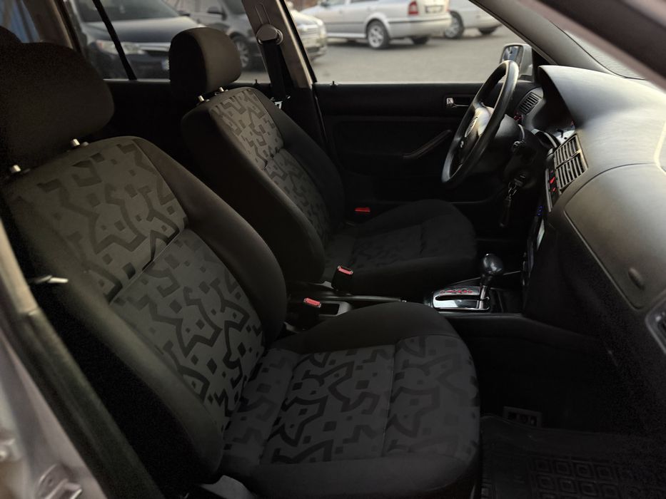 Volkswagen Golf 4 автомат, кондиціонер