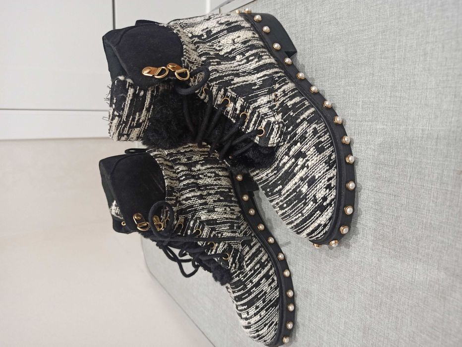 Взуття для дівчини підлітка з перлинами. Черевики river island
