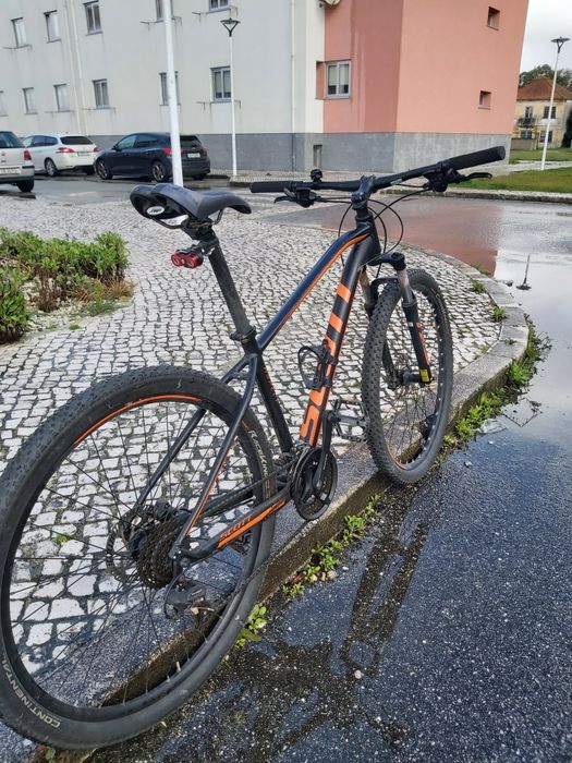 Scott Aspect 29” | Shimano 24v | Pneus Continental | Selim Selle SMP