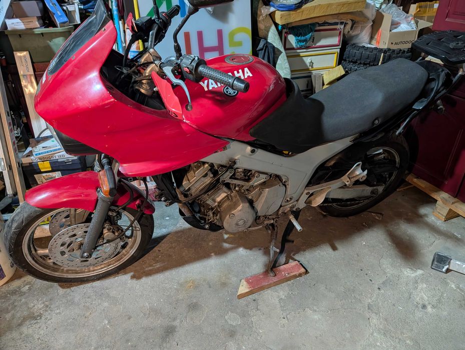 Yamaha TDM 850 de 91 isenta d selo