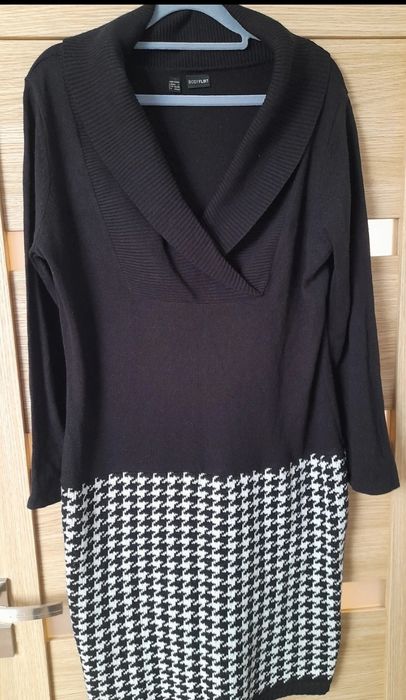 Sweterowa sukienka r.44/46
