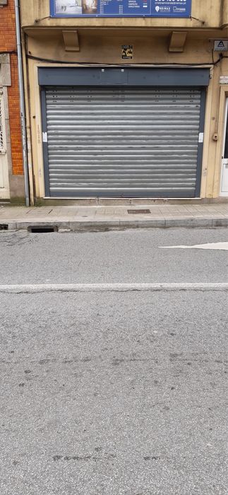 Grade metalica de protecao