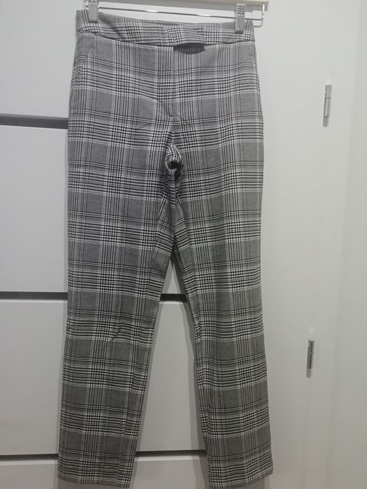 Spodnie w kratkę Orsay 34
