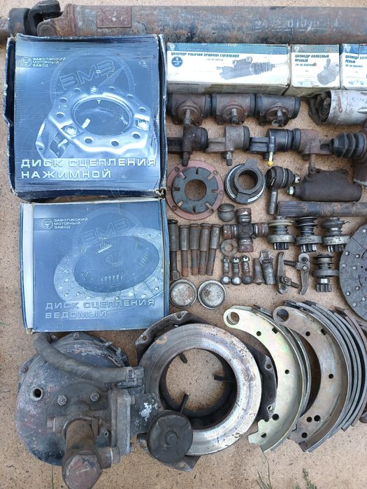 Диск сцепления. Цилиндр тормозной. Амортизатор. Кардан. КПП ГАЗ Волга.