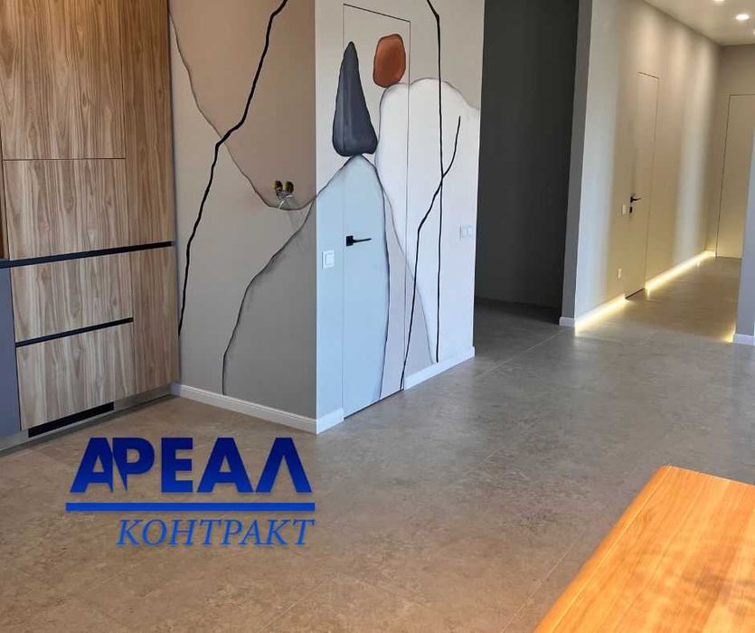 Продам 2-х кімнатну квартиру у "Короні Ренесансу".