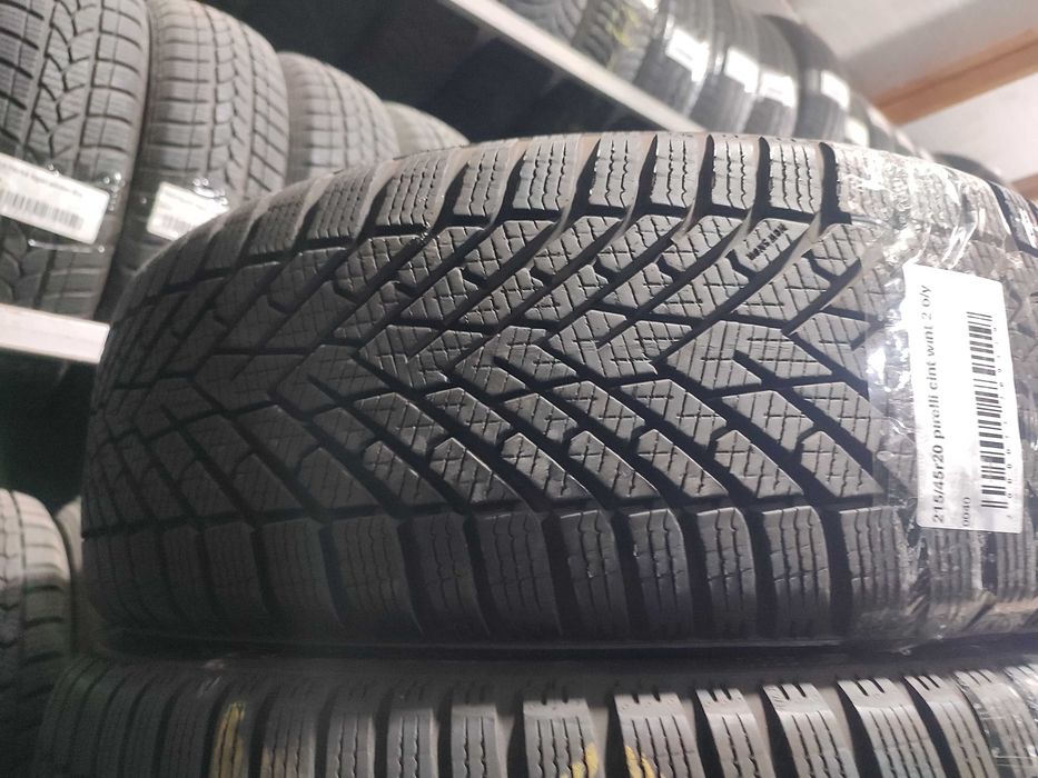 Шины б/у 215/45r20 Prelli Cinturato Winter 2