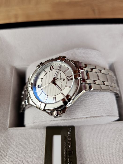 Maurice Lacroix Aikon AI1006