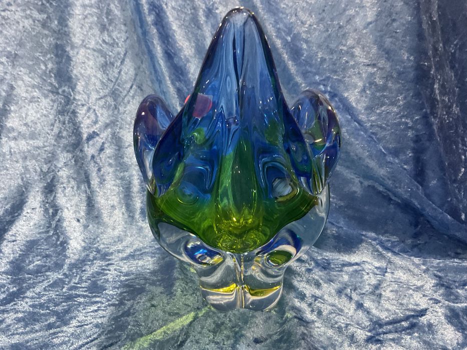 Vaso vidro a cores tamanho de 19x20 cm mais anúncios abaixo