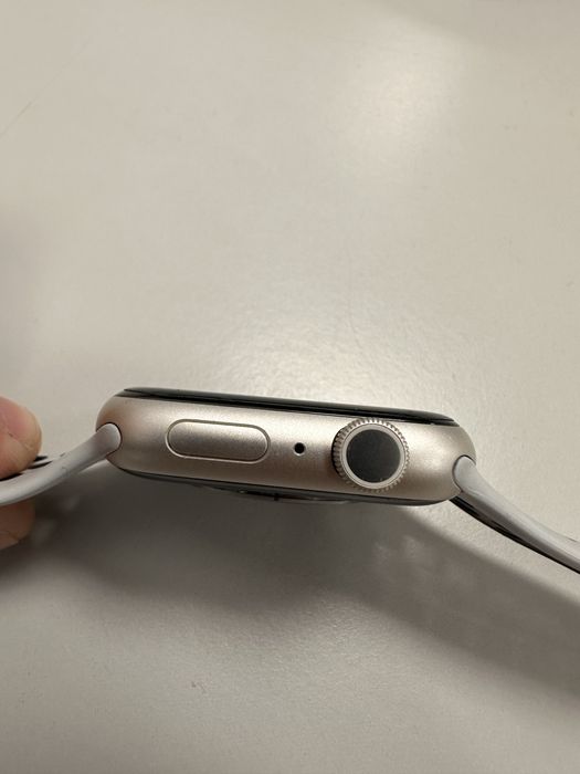 Apple Watch Series 7 Nike Edition 45mm Silver