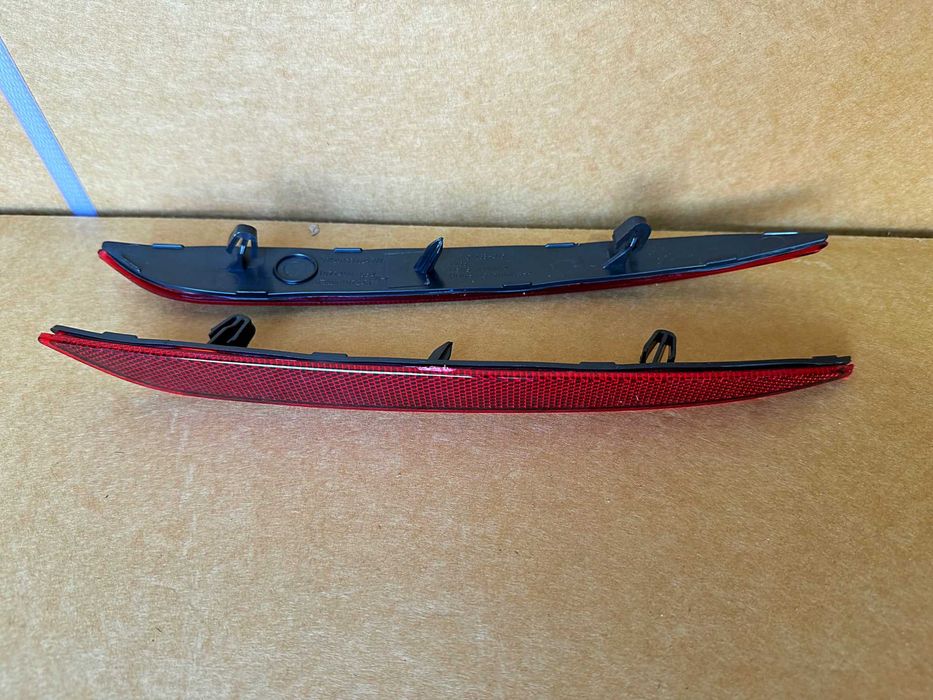 TESLA MODEL 3 катафот отражатель заднего бампера