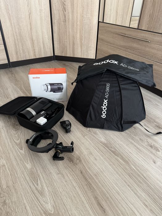 Zestaw lampa blyskowa GODOX AD 300pro + akcesoria