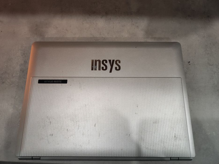 Portátil Insys m748s para peças