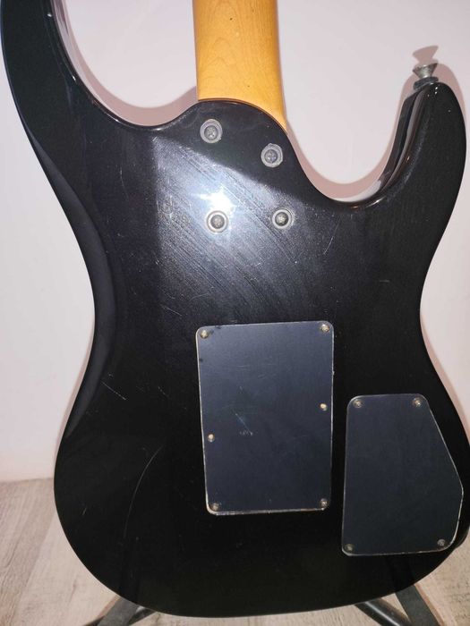 Guitarra elétrica Aria Pro II Magna Series (Esquerdino)