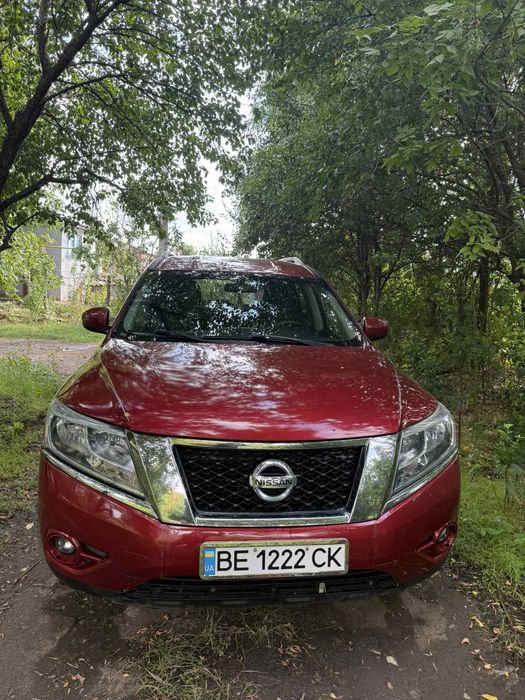 продам автомобіль нісан
