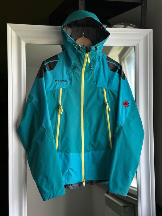 Оригінал! Mammut Gore-Tex Pro Розмір М Жіноча мембранна куртка,як Нова