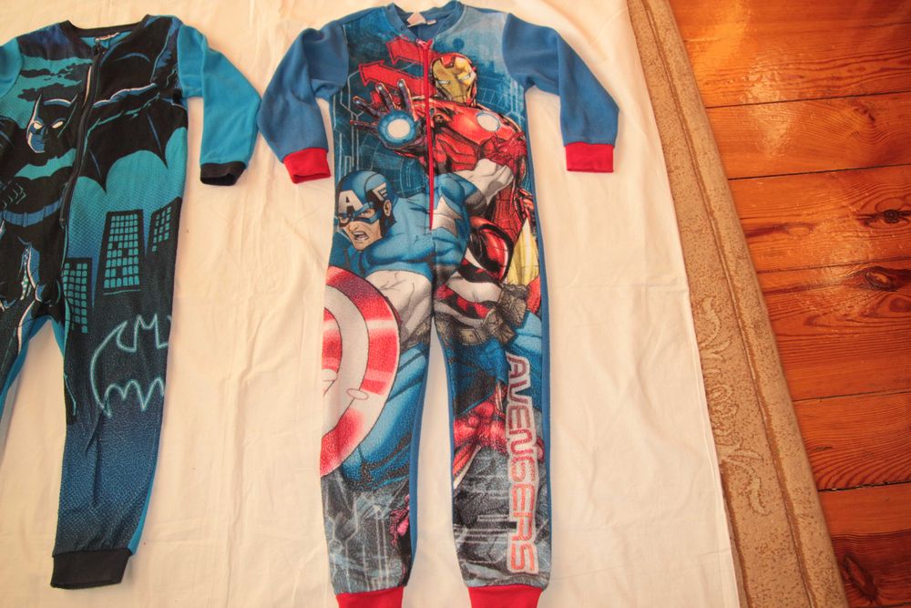 Piżama - kombinezon - strój - roz.7-8 lat - BATMAN