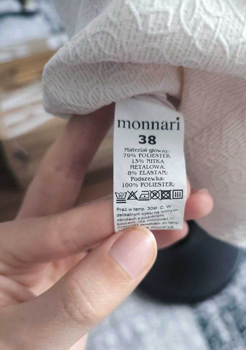 Ecru sukienka Monnari 38