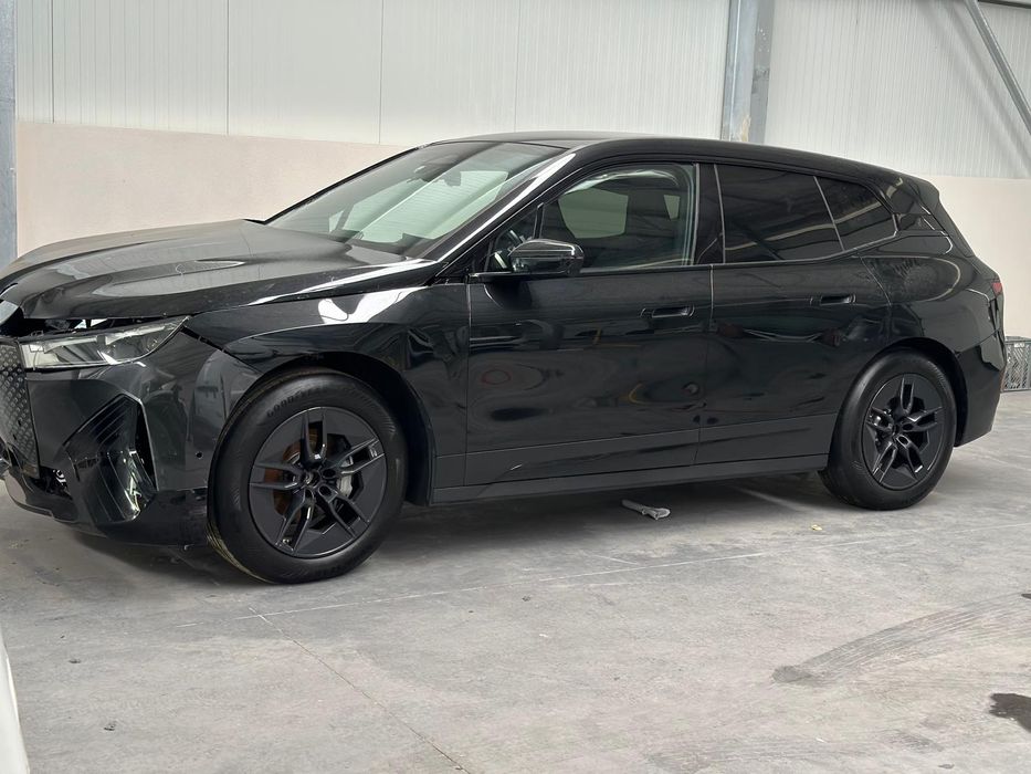 Bmw IX  100% eletrico  2023