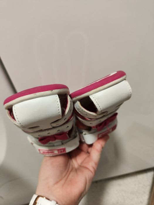 Sandałki kapcie do przedszkola 26 American club