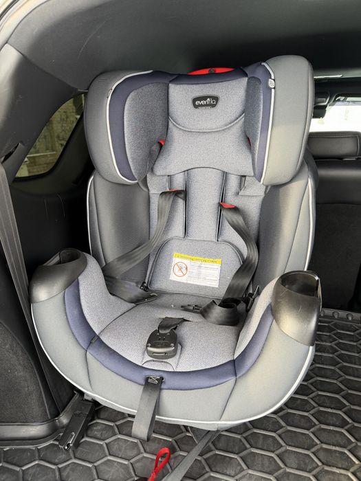 Продам автокрісло Evenflo Symphony
