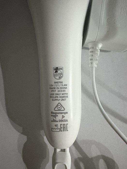 Епілятор Philips BRE700 (серия Satinelle, Wet & Dry)