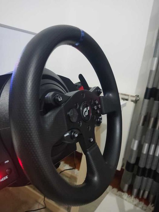 Simulador com volante Thrustmaster T300 RS GT Edition  PS5/PS4/PS3/PC