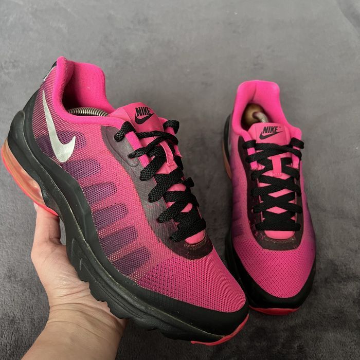 Чоловічі кросівки Nike air max invigor. P. 40. Хороший стан!!!