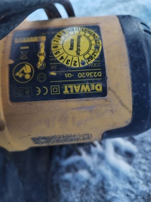 Pilarka rwczna tarczowa Dewalt