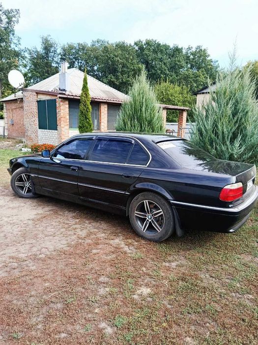 Продам BMW E38 Long