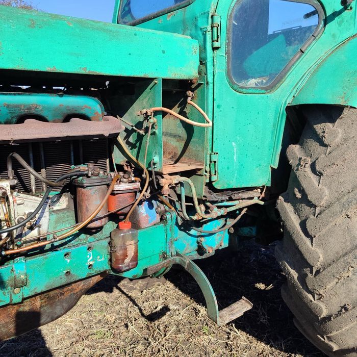 Трактор хтз т 40